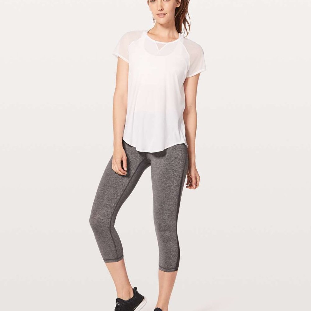 Lululemon Mix & Mesh Short Sleeve Tee White Size 6